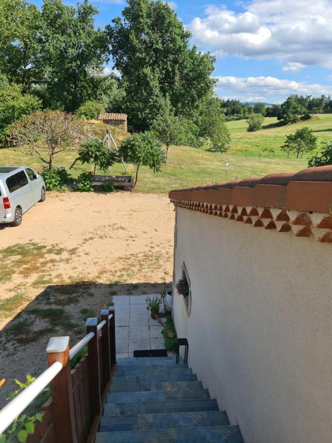 Gite Chez Tiane Saint-Flour-L'Etang מראה חיצוני תמונה