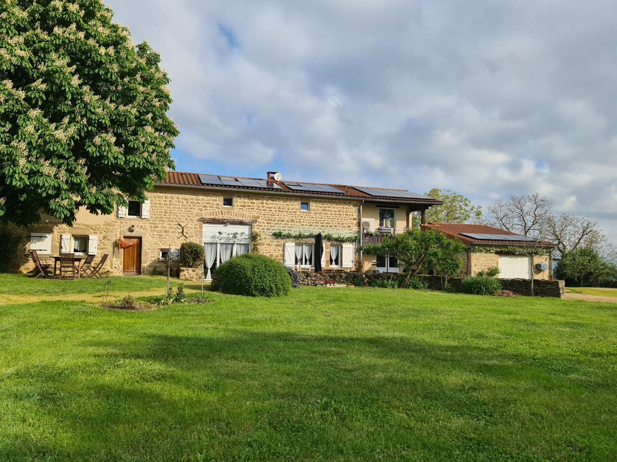 Gite Chez Tiane Saint-Flour-L'Etang מראה חיצוני תמונה