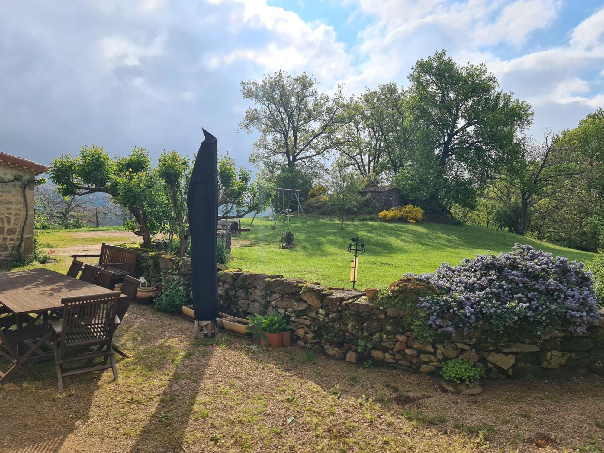 Gite Chez Tiane Saint-Flour-L'Etang מראה חיצוני תמונה